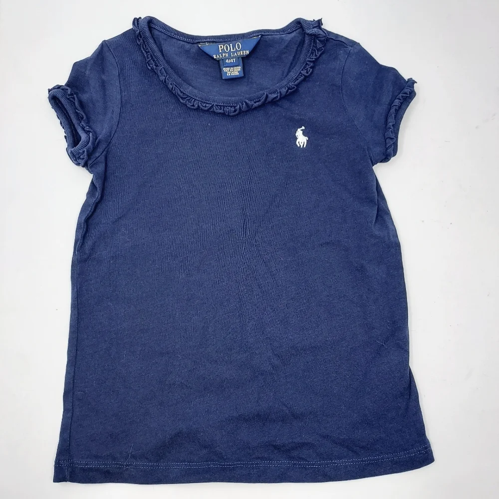 ⭐️5/$20 (4) Piece Shirt Bundle - Great Condition - 4T